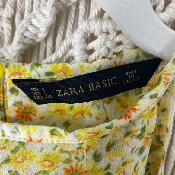 Zara Yellow Floral Swing Blouse Sleeveless Tank - Picture 3 of 4